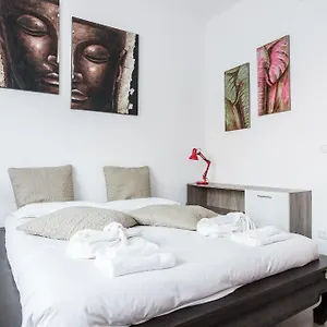 https://bologna-suite.emilia-romagnahotels.net