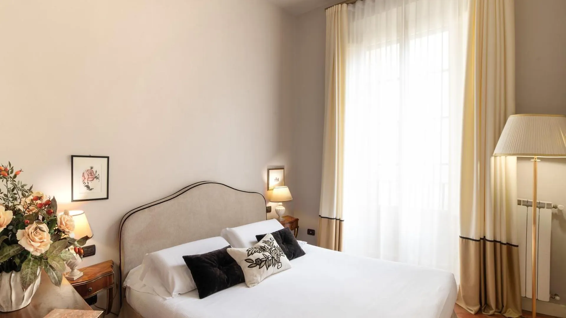 Palazzo Alfani - Residenza D'Epoca Aparthotel Florence 3*,